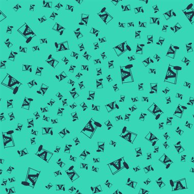 Siyah yağ pompası ya da pompa ikonu yeşil arka planda izole edilmiş pürüzsüz desen. Petrol platformu. Vektör