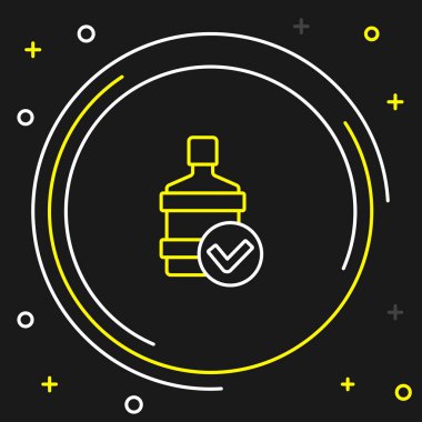 Siyah arka planda temiz su ikonu olan büyük bir şişe. Soğutucu için plastik kap. Renkli taslak konsepti. Vektör