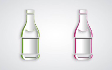 Kağıt kesiği şampanya şişesi ikonu gri arka planda izole edilmiş. Mutlu Noeller ve mutlu yıllar. Kağıt sanatı tarzı. Vektör