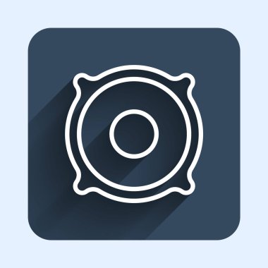 Beyaz çizgi Stereo hoparlör simgesi uzun gölge arkaplanı ile izole edildi. Ses sistemi hoparlörleri. Müzik ikonu. Müzikal sütun hoparlörü. Mavi kare düğme. Vektör