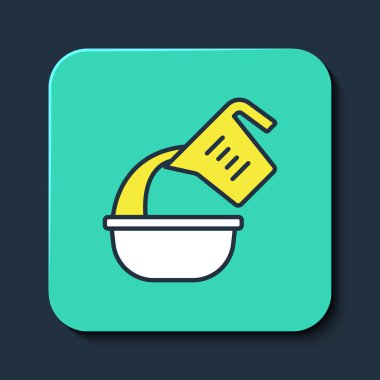 Taslak çizilmiş ölçü kabı mavi arka planda izole edilmiş kase ikonuna sıvı döküyor. Plastik şişenin sapı var. Turkuaz kare düğme. Vektör