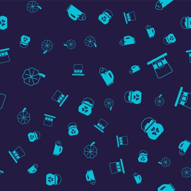 Dört yapraklı yonca, leprikon şapka, bir bardak bira ve pürüzsüz desenli altın paralar. Vektör