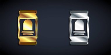 Altın ve gümüş bira siyah arka planda izole edilebilir. Uzun gölge tarzı. Vektör