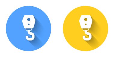 Beyaz Turna kancası ikonu uzun gölge arkaplanı ile izole edildi. Endüstriyel kanca ikonu. Çember düğmesi. Vektör