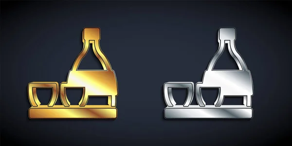 Gold and silver Bottle of sake, small cup of sake icon isolated on black background. Long shadow style. Vector — ストックベクタ