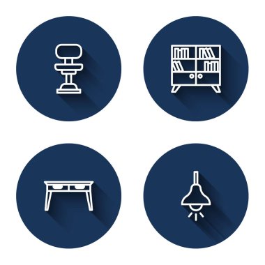 Sıra sıra ofis koltuğu, kütüphane kitaplığı, masa ve lambayı uzun gölgelerle sarkıt. Mavi daire düğmesi. Vektör