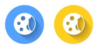 Beyaz Ay faz simgesi uzun gölge arkaplan izole. Çember düğmesi. Vektör