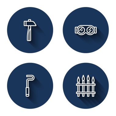 Çizgi çekiç, kaynak gözlüğü, şömine demiri ve uzun gölgeli klasik demir çit. Mavi daire düğmesi. Vektör