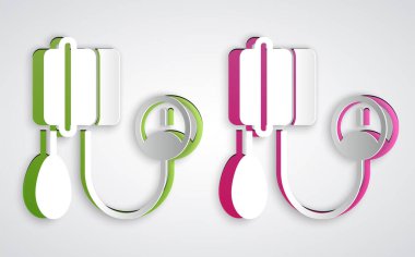 Kağıt kesiği kan basıncı ikonu gri arkaplanda izole edilmiş. Kağıt sanatı tarzı. Vektör