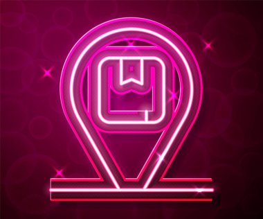 Kırmızı arkaplanda karton kutu simgesi izole edilmiş parlak neon çizgi konumu. Teslimat hizmetleri, lojistik ve ulaşım, dağıtım. Vektör