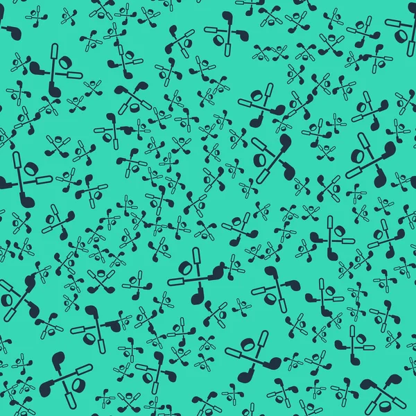 Siyah buz hokeyi sopaları ve disk ikonu yeşil arka planda izole edilmiş pürüzsüz desen. Oyun başlasın. Vektör.