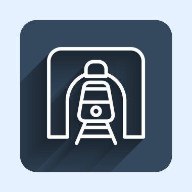 Demiryolu tüneli ikonundaki beyaz hat treni uzun gölgeli arka planda izole edilmiş. Demiryolu tüneli. Mavi kare düğme. Vektör