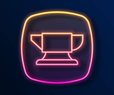 Parlayan neon çizgisi Demirci örs aracı simgesi siyah arkaplanda izole edildi. Metal dövmesi. Kalpazanlık aleti. Vektör.