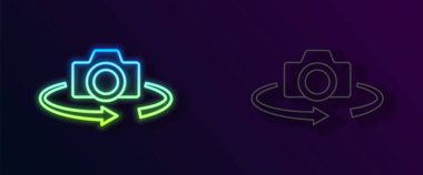 Parlayan neon hattı 360 derece görüntü simgesi siyah arkaplanda izole edildi. Sanal gerçeklik. 360 derecelik açıyla. Panorama fotoğrafı. Vektör.