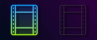 Parlayan neon hattı Play Video simgesi siyah arkaplanda izole edildi. Film şeridi tabelası. Vektör