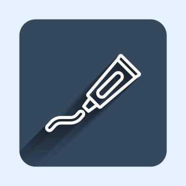 Diş macunu simgesinden oluşan beyaz çizgi uzun gölge arkaplanlı. Mavi kare düğme. Vektör