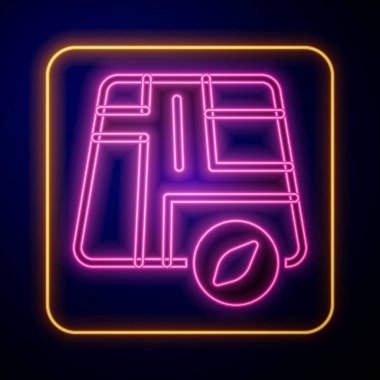 Siyah arka planda izole edilmiş, parlayan neon haritalı bir taksi arabası simgesi. Konum sembolü. Vektör.