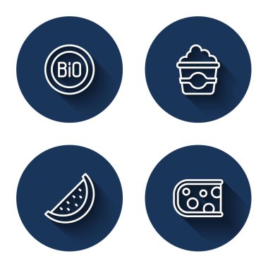 Çizgi Banner 'ı karton kutuda karpuz ve uzun gölgeli peynirli biyo-patlamış mısır için ayarla. Mavi daire düğmesi. Vektör.