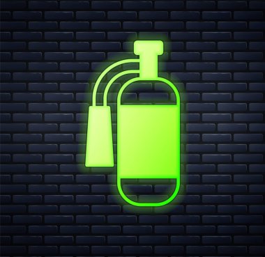 Parlayan neon yangın söndürücü ikonu tuğla duvar arkasında izole edilmiş. Vektör