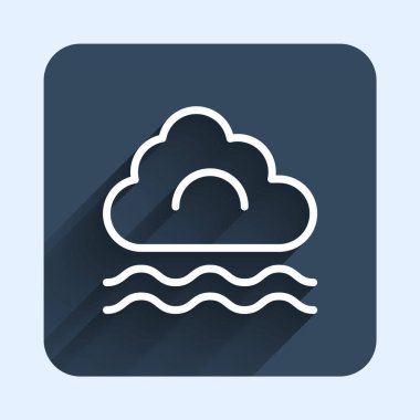 Beyaz çizgi sisi ve bulut simgesi uzun gölge arkaplanı ile izole edildi. Mavi kare düğme. Vektör