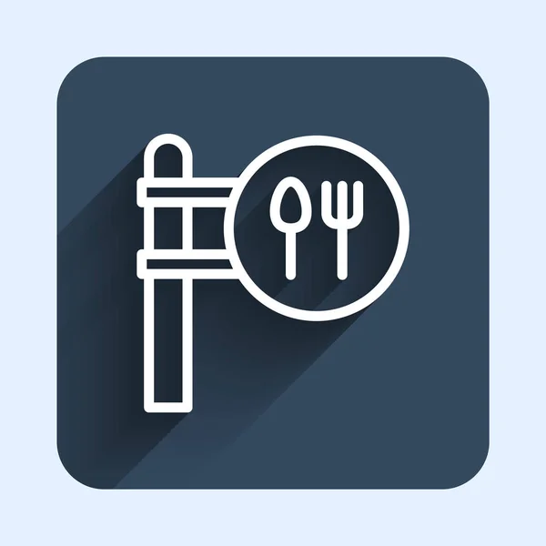 白线咖啡店和餐厅位置图标隔离长阴影背景 叉子和勺子的标志里面的针尖 蓝色正方形按钮 — 图库矢量图片
