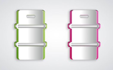 Kağıt kesiği Metal bira fıçısı ikonu gri arka planda izole edilmiş. Kağıt sanatı tarzı. Vektör.