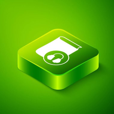 Isometric Ses kitabı simgesi yeşil arkaplanda izole edildi. Kulaklıklı kitap. Ses rehberi işareti. Çevrimiçi öğrenme kavramı. Yeşil kare düğmesi. Vektör.