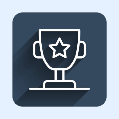 Beyaz çizgi ödül kupası ikonu uzun gölge arkaplan izole. Galibiyet ödülü sembolü. Şampiyonluk ya da yarışma kupası. Spor başarısı işareti. Mavi kare düğme. Vektör.