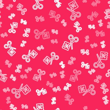 Beyaz çizgi makas, kırmızı arkaplanda izole edilmiş indirim kuponu simgesini keser. Online bir süpermarkette düşük fiyattan ya da yarı fiyatına satış yapma fikri. Vektör.