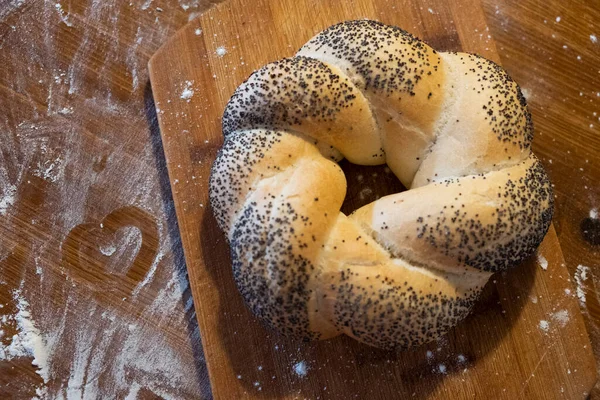 Top View Bun Poppy Seeds Wooden Table Fresh Bakery Bakery — 图库照片