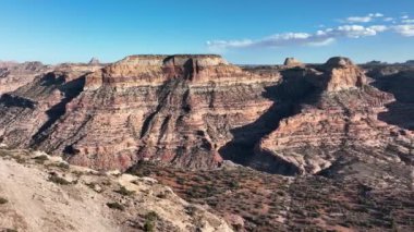 San Rafael Swell Utah Çölü 'ndeki küçük Büyük Kanyon üzerinde hava manzarası yayılıyor..