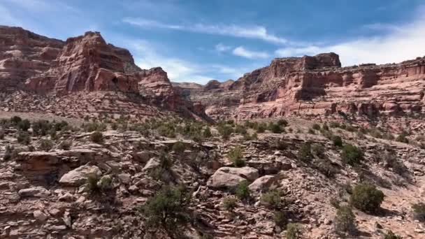 Flyger Genom Öknen Utah Tittar Den Röda Klippan Landskapet San — Stockvideo