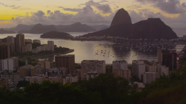 Kamerafahrt Einer Stadtansicht Des Rio Janeiro Und Der Botafogo Bucht — Stockvideo