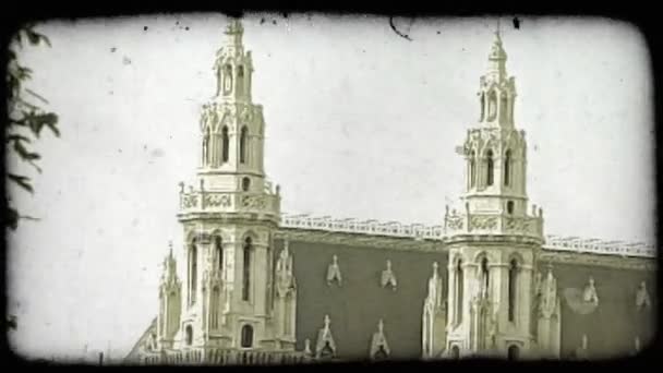 Съемка Крыши Шпилей Венского Собора Винтажный Стилизованный Видеоклип — стоковое видео