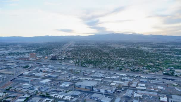 Vista Estática Del Horizonte Las Vegas Mientras Las Nubes Multicolores — Vídeos de Stock