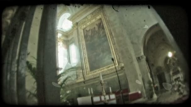 Lente Ângulo Largo Tiro Interior Uma Catedral Italiana Vintage Clipe — Vídeo de Stock