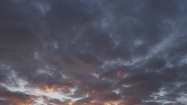 Bulutlar Rio Janeiro Üzerinden Günbatımı Vurdu Gökyüzü Uzak Kontrast Dağlar — Stok video