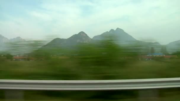 Широкий Снимок Горного Ландшафта Шоссе — стоковое видео