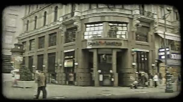 Pan Right Shot People Walking Vienna Plaza Vintage Stylized Video — Stock Video