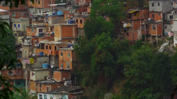 Κλίση Μια Φαβέλα Στο Ρίο Ντε Τζανέιρο Της Βραζιλίας Κάμερα — Αρχείο Βίντεο