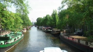 Amsterdam, Hollanda - 2012 yaklaşık: Atış Amsterdam'da sürüş bir tur tekne