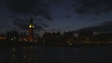 Çok Big Ben'i ve London city geceleri vurdu