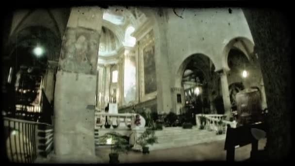 Széles Látószögű Objektív Lövés Belsejében Egy Olasz Katedrális Vintage Stilizált — Stock videók