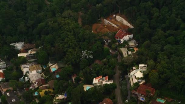 Tracciamento Veduta Aerea Favelas Alberi Sul Monte Corcovado Presi Elicottero — Video Stock