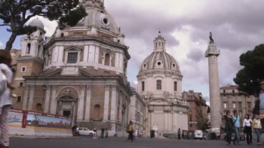 Roma, İtalya, yaklaşık olabilir 2012: geniş bir atış 2012 içinde Roma İtalya Mayıs dolaşan turistlerle.