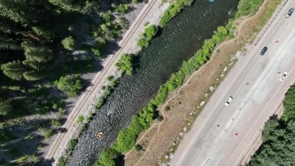 Aerial View Provo River Traffic Moves Highway Canyon Utah — Stok video