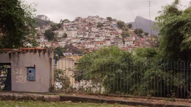 Favela Een Heuvel Rio Janeiro Brazilië — Stockvideo