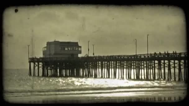 Bright California Zon Ondergaat Visserij Pier Stille Oceaan Gouden Zon — Stockvideo