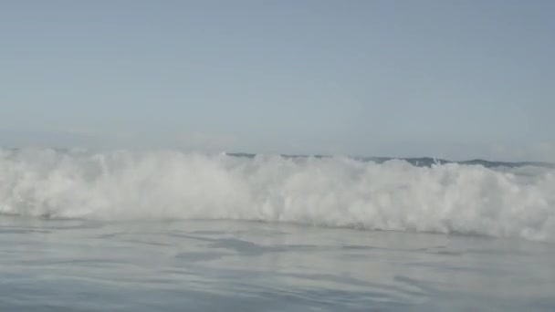 Filmagem Ondas Oceano Atlântico Rio Janeiro Brasil Ondas Move Direção — Vídeo de Stock