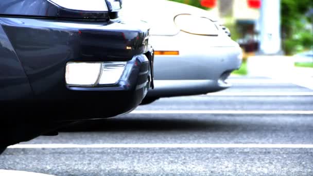 模糊组定时拍摄的在犹他州的高速公路上的汽车轮胎 — 图库视频影像